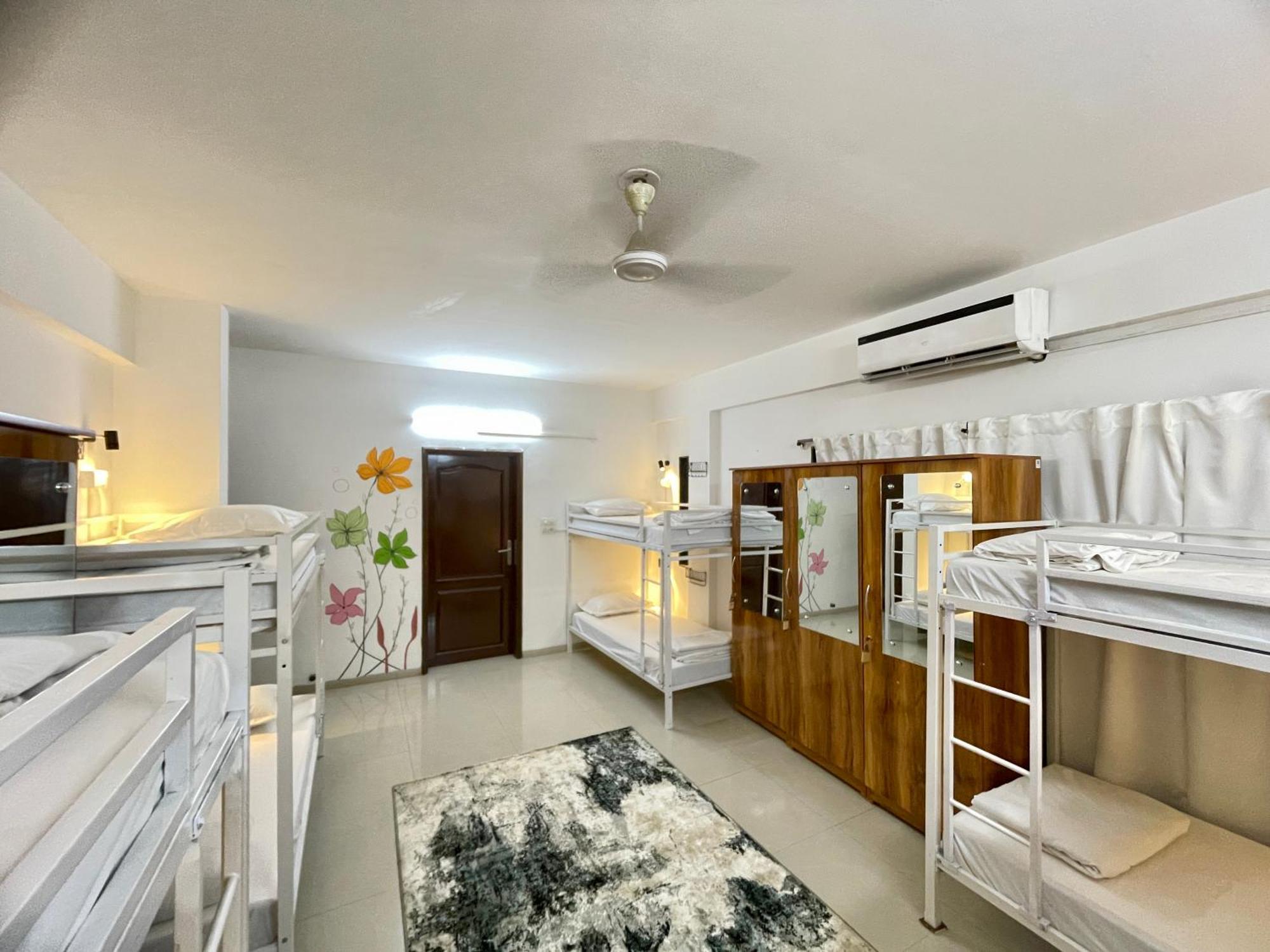 Hoshtel99 - Lux - Stay, Cowork And Cafe - Luxurious Bungalow Pune Exterior foto