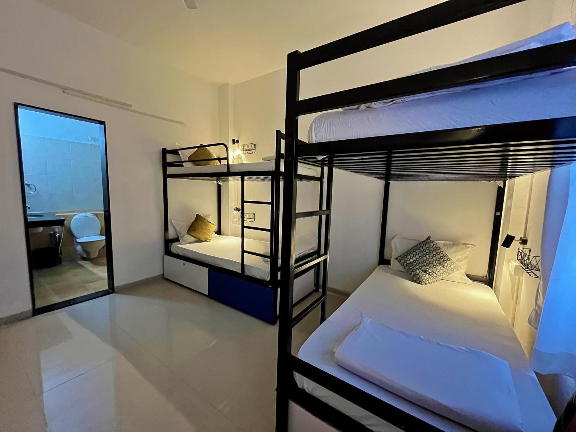 Hoshtel99 - Lux - Stay, Cowork And Cafe - Luxurious Bungalow Pune Exterior foto